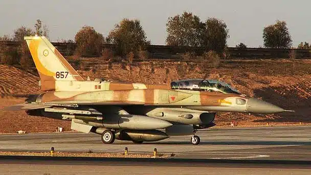 IAF F-16I Sufa of the 107th Squadron ("The Knights of the Orange Tail Squadron") preparing for take-off during Operation Cast Lead. (Yosi Yaari/CC BY-SA 3.0)
