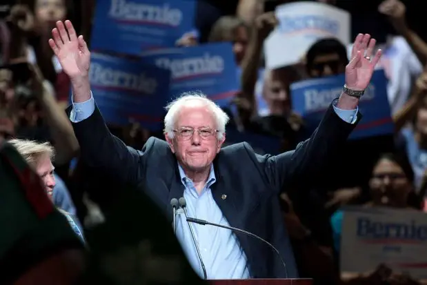 Bernie Sanders speaking at an event in Phoenix, Arizona, July 18, 2015 (Gage Skidmore/CC BY-SA 3.0)
