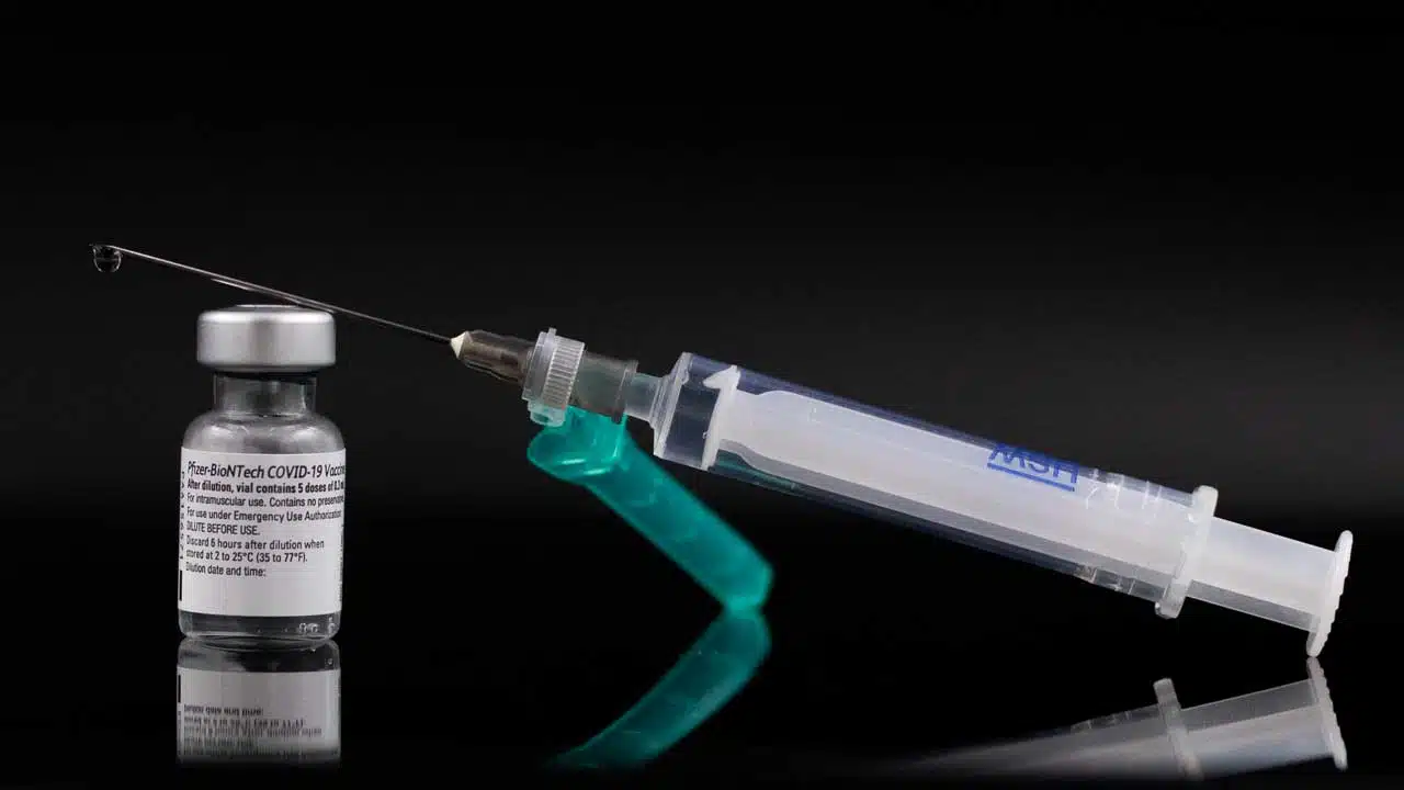 Pfizer-BioNTech COVID-19 Vaccine (Arne Müseler/CC BY-SA 3.0 DE)