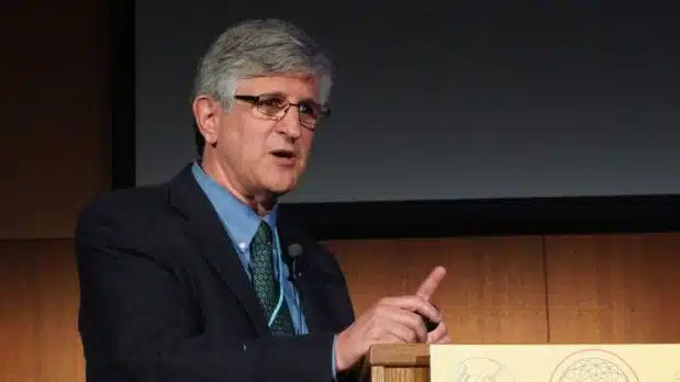 Dr. Paul Offit speaking at a conference in New York City on April 12, 2014. (Photo by BDEngler, licensed under CC BY-SA 4.0)